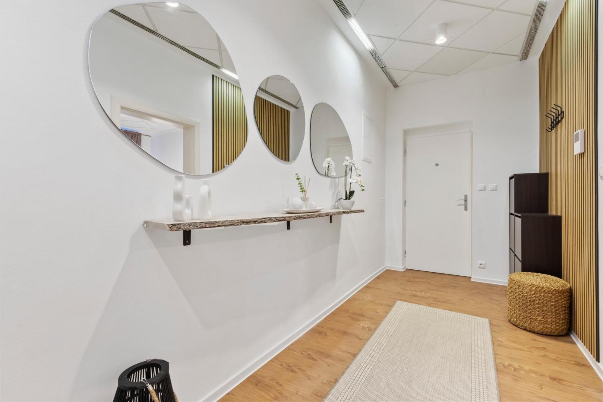 Luxe Living At Old Town Center Apartment Bratislava Exterior photo