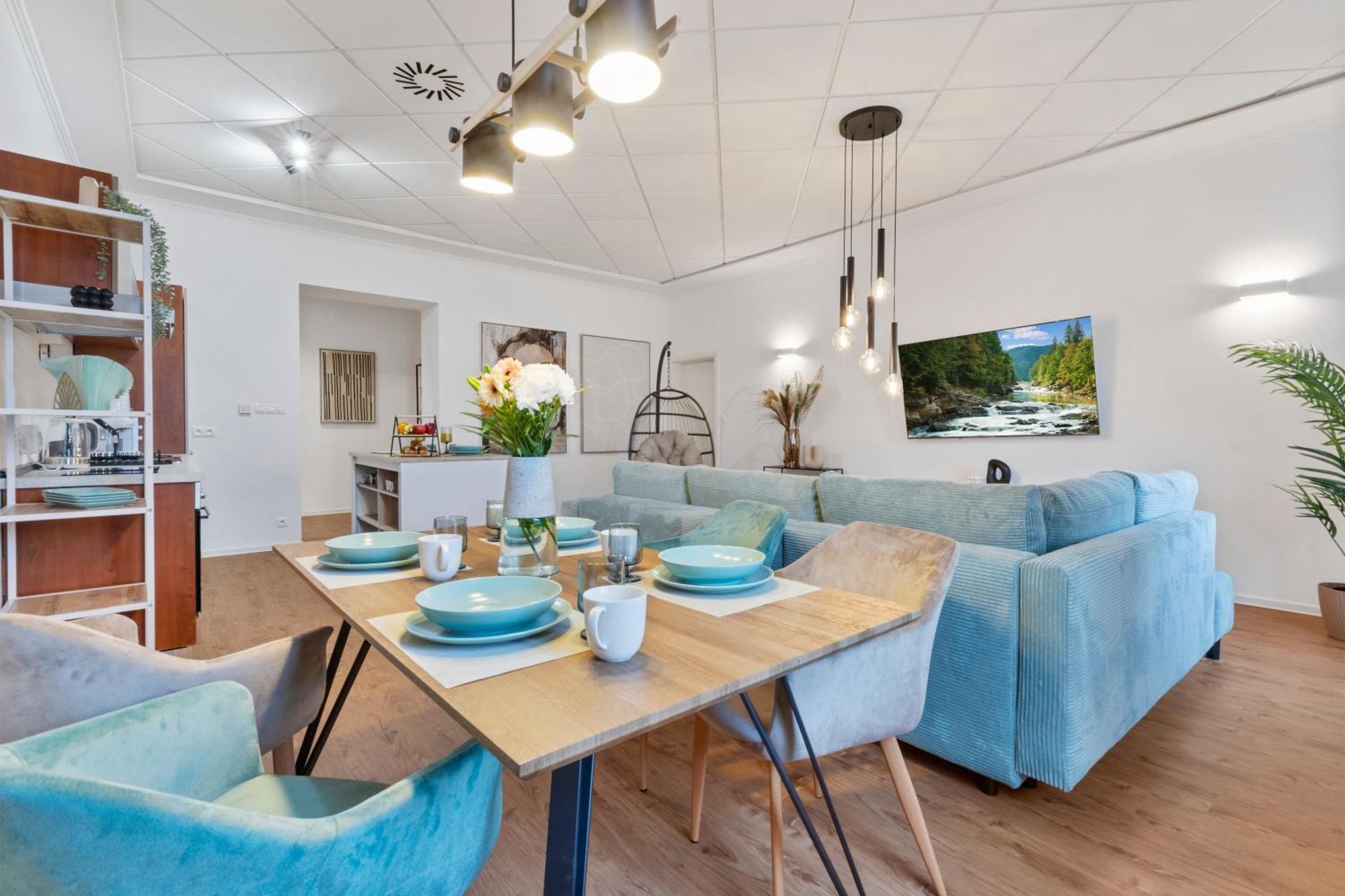 Luxe Living At Old Town Center Apartment Bratislava Exterior photo